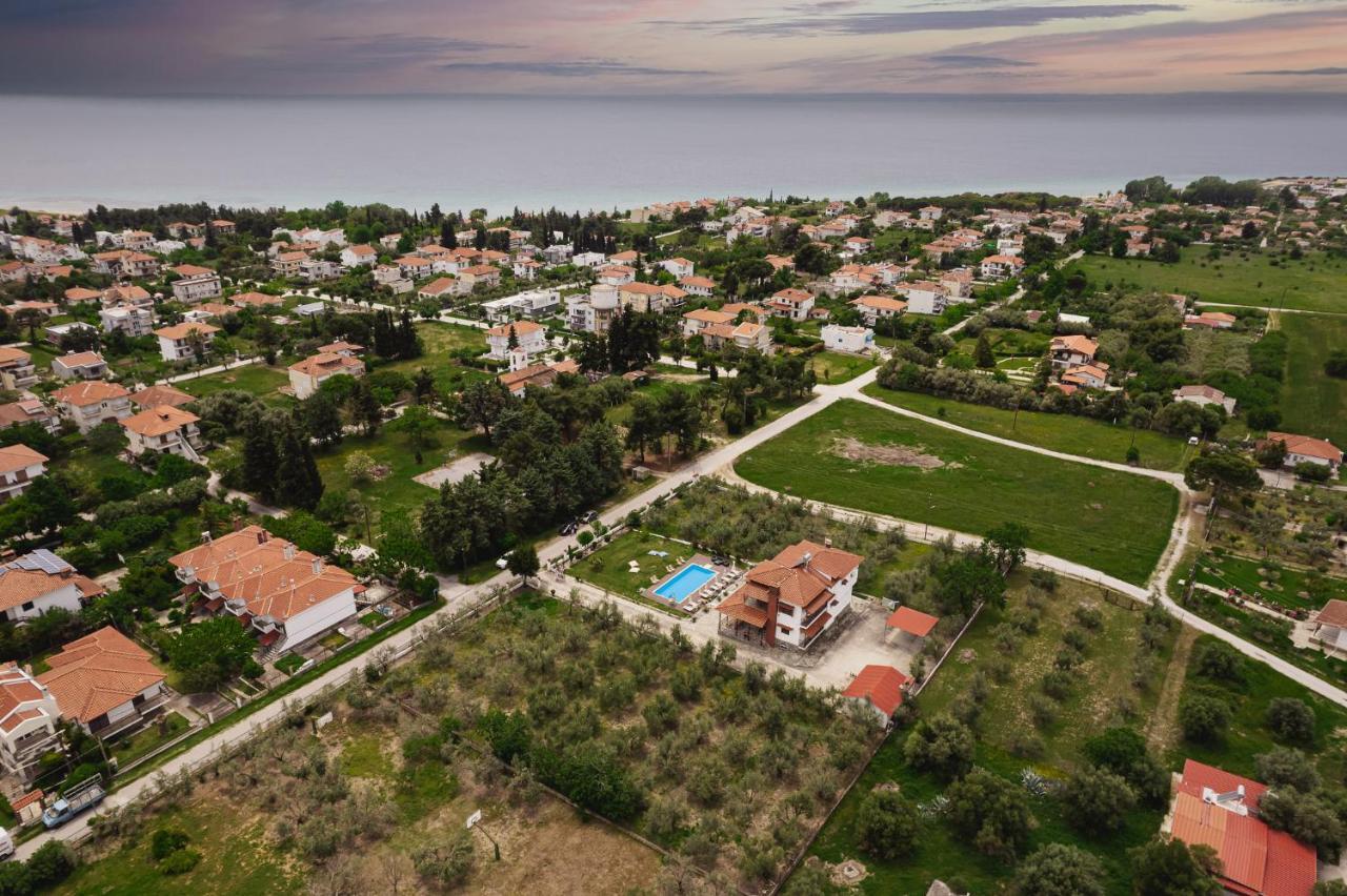 Kalisun Pool House By Georgalas Nea Kallikrateia Εξωτερικό φωτογραφία